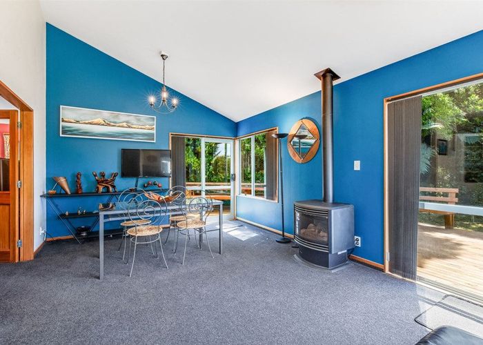  at 102 Ayton Drive, Whitby, Porirua