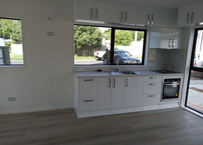  at 4/92 Penney Avenue, Mount Roskill, Auckland City, Auckland