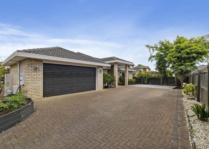  at 29 Ambleside Drive, Northpark, Auckland