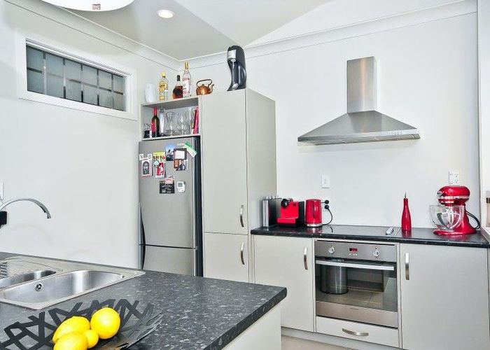  at 313 Victoria Street, Hamilton Central, Hamilton