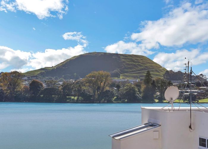  at 8 Marine Lane, Mount Wellington, Auckland City, Auckland