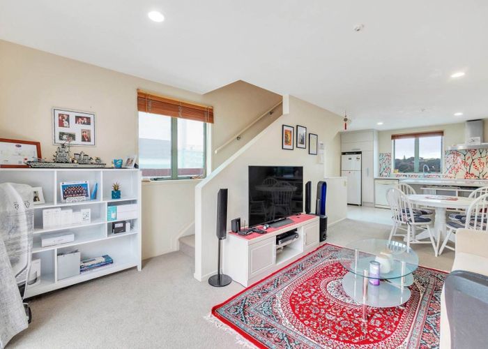  at 18/10 Ruru Street, Eden Terrace, Auckland City, Auckland