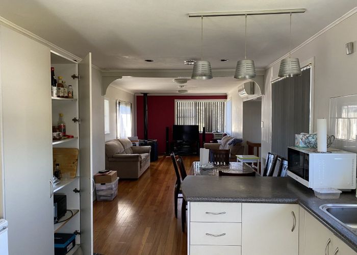  at 81 Hepburn Rd, Glendene, Waitakere City, Auckland