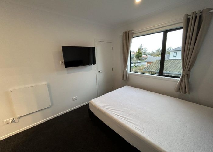  at 2C/23 Hibiscus Avenue, Hamilton Lake, Hamilton, Waikato