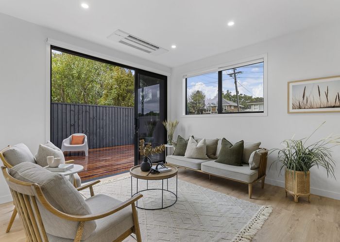  at 3/47 Taipari Road, Te Atatu Peninsula, Auckland