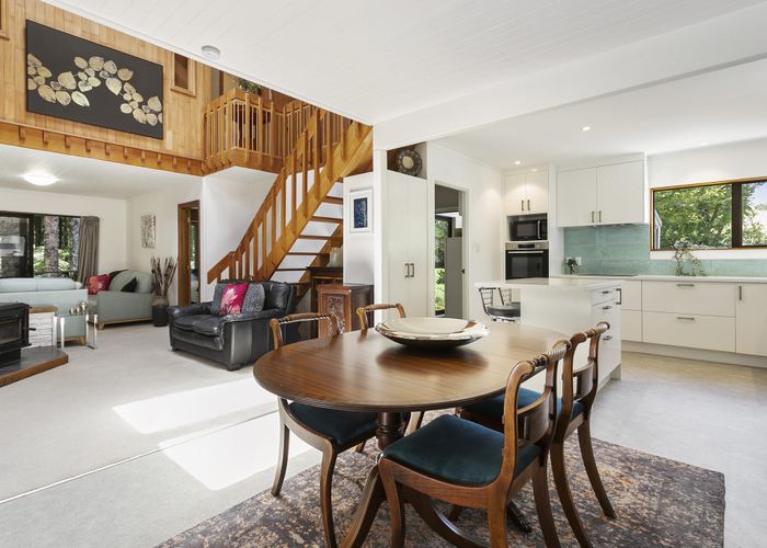  at 25 Napuka Road, Henderson Valley, Auckland