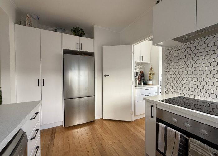  at 4/20 Domett Avenue, Epsom, Auckland