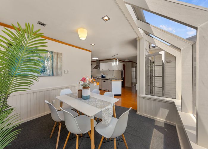  at 9 Roskill Way, Three Kings, Auckland City, Auckland