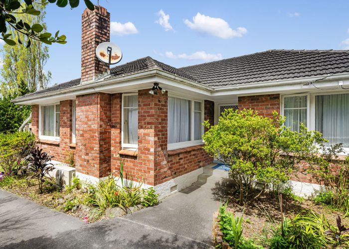  at 16 Tindall Crescent, Otara, Auckland