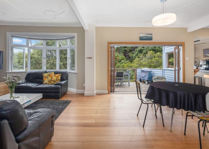  at 5 Jackson Street, Island Bay, Wellington