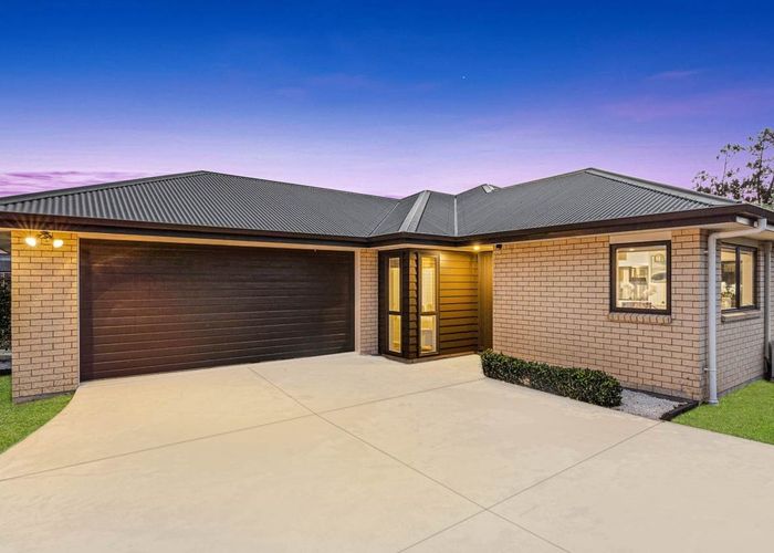  at 14 Mataoho Lane, Mangere East, Auckland