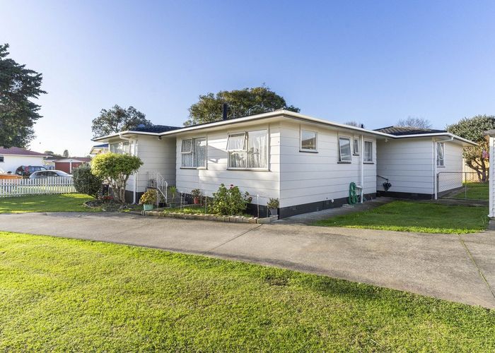  at 22 Carbery Place, Manurewa, Auckland