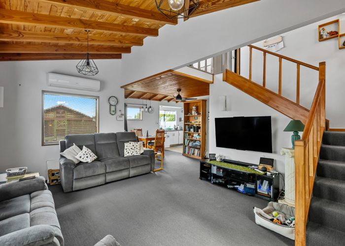  at 86A Waimumu Road, Massey, Waitakere City, Auckland