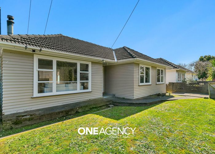  at 90 Wood Street, Wainuiomata, Lower Hutt, Wellington