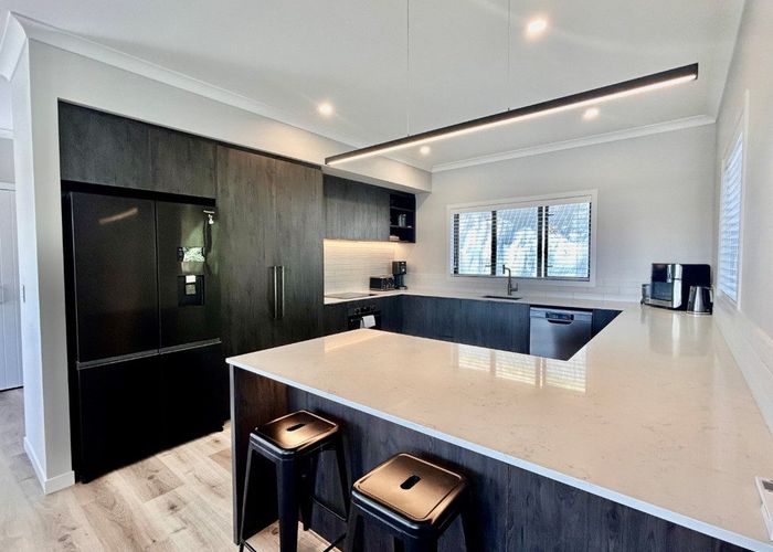  at 93 Oak Road, Poraiti, Napier