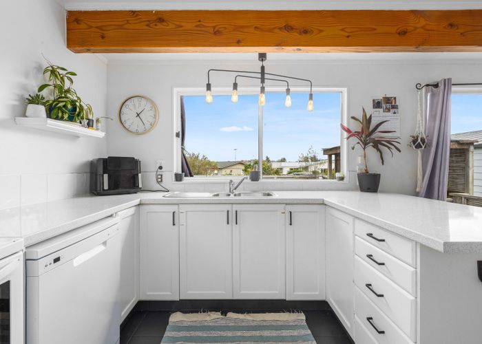  at 29 Amorino Drive, Red Beach, Rodney, Auckland