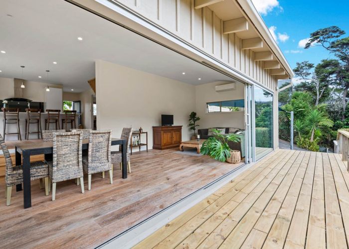  at 50 Chatham Avenue, Paremoremo, North Shore City, Auckland