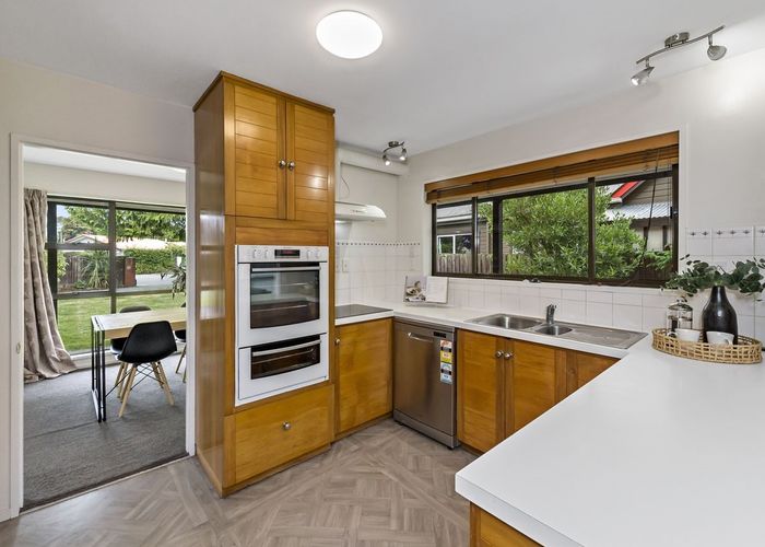  at 10 Seneca Place, Burwood, Christchurch