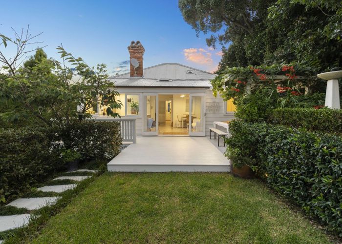  at 14 Beaconsfield Street, Devonport, Auckland