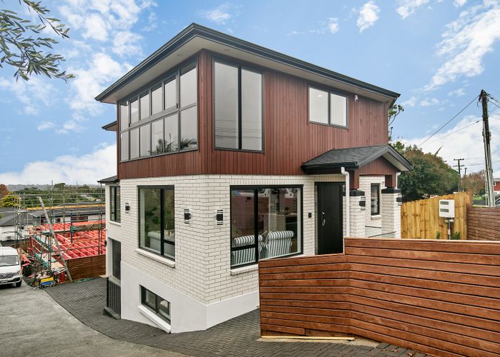 at 121A New Windsor Road, New Windsor, Auckland