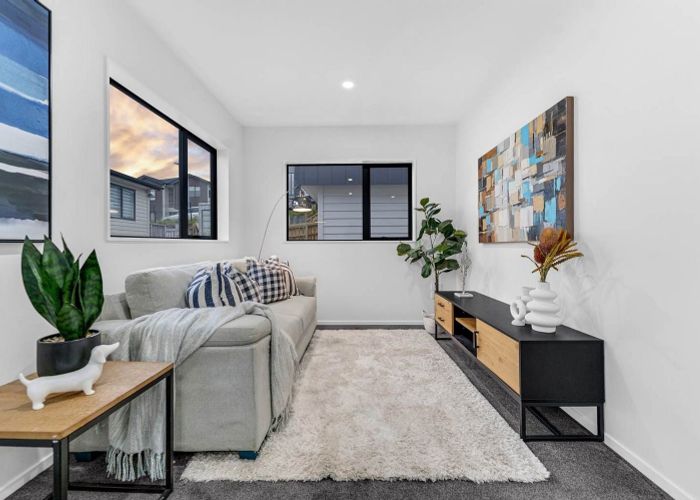  at 9 Lawson Creek Street, Massey, Waitakere City, Auckland