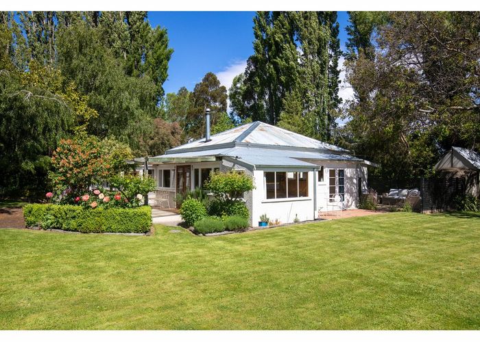  at 216 Springvale Road, Springvale, Alexandra