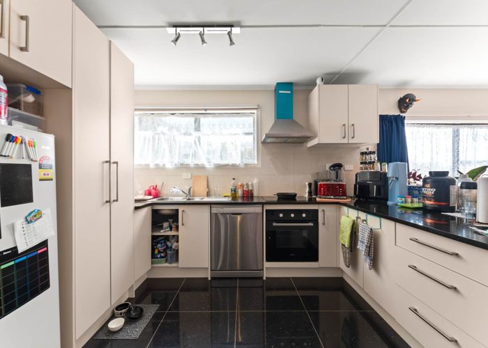  at 36 Barrys Road, Glendene, Waitakere City, Auckland