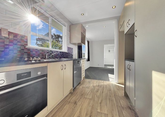  at 14 Barclay Street, Newlands, Wellington