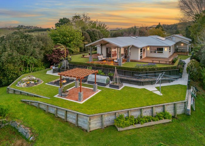  at 6 Grammer Road, Katikati
