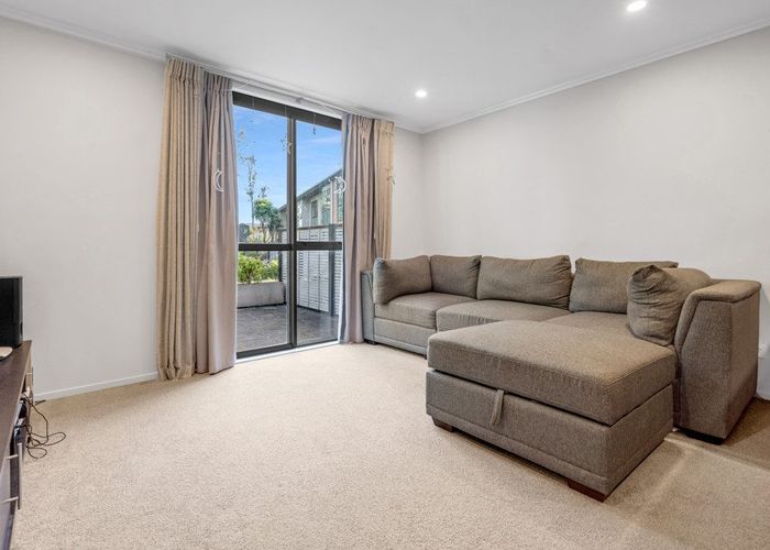  at 58/182 Flat Bush School Road, Flat Bush, Auckland