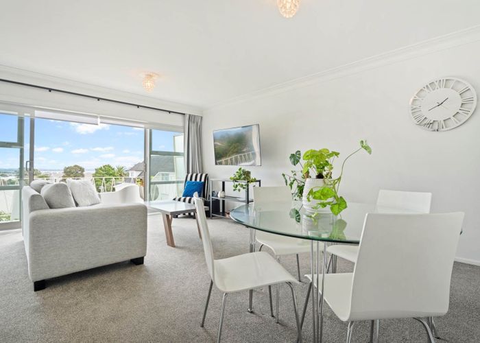  at 4/13 View Road, Mount Eden, Auckland City, Auckland