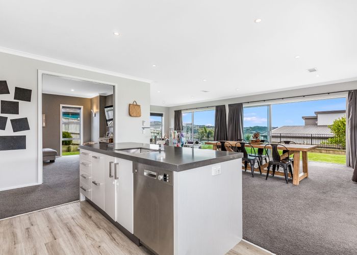  at 105 Endeavour Drive, Whitby, Porirua