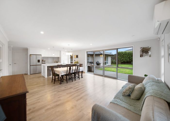  at 24 Castellina Drive, Karaka, Papakura