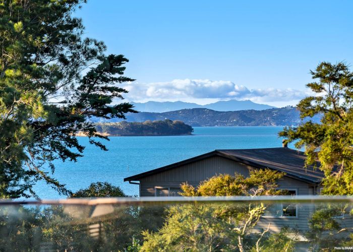  at 11A Sea View Terrace, Cockle Bay, Auckland