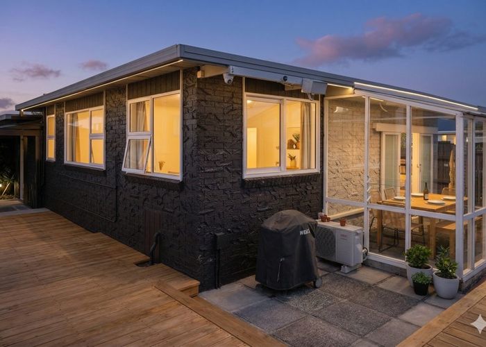  at 1/132 Onewa Road, Northcote, North Shore City, Auckland