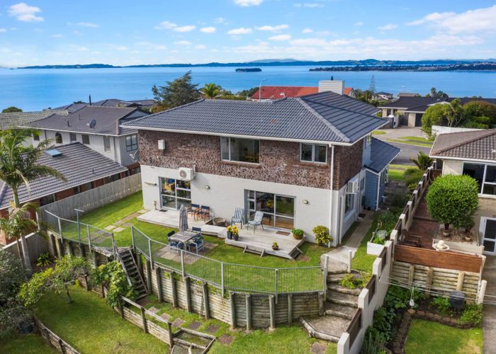  at 12 Pounamu Place, Shelly Park, Auckland