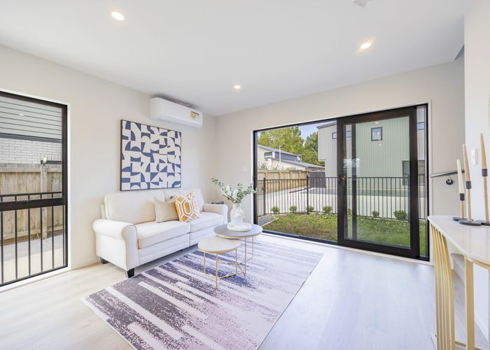  at 2/26 Alamein Road, Panmure, Auckland City, Auckland