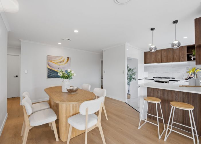  at 8 Caldecote Place, Flat Bush, Manukau City, Auckland