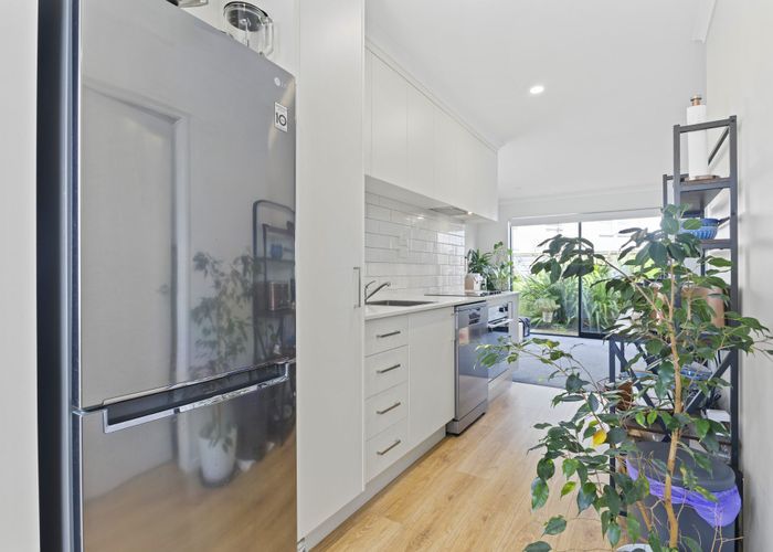  at 14/1797 Great North Road, Avondale, Auckland City, Auckland