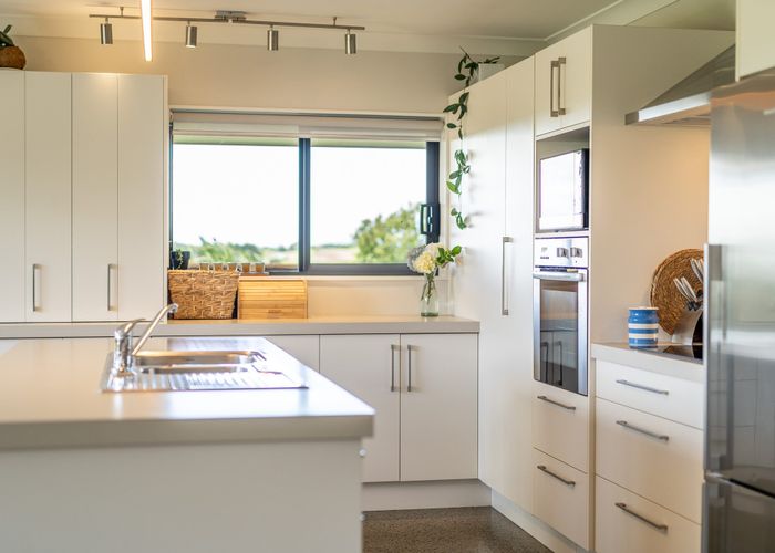  at 83 Maisey Road, Ngahinapouri, Hamilton