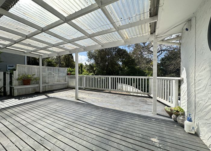  at 28 Tomo Street, New Lynn, Auckland