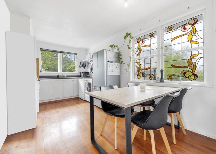  at 10 Wood Avenue, Howick, Manukau City, Auckland