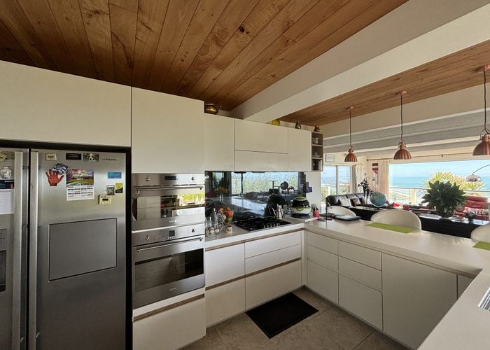  at 10 Panorama Road, Clifton, Christchurch