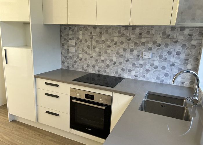  at 6/80 Ruawai Road, Mount Wellington, Auckland