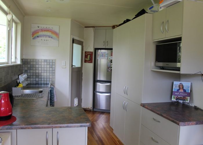  at 18 Slacks Road, Awapuni, Palmerston North, Manawatu / Whanganui