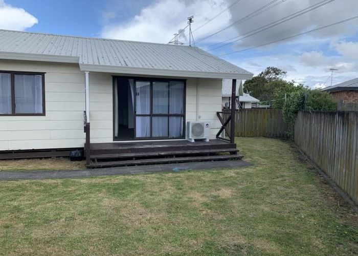  at 2/31 Aeronautic Road, Takanini, Papakura, Auckland