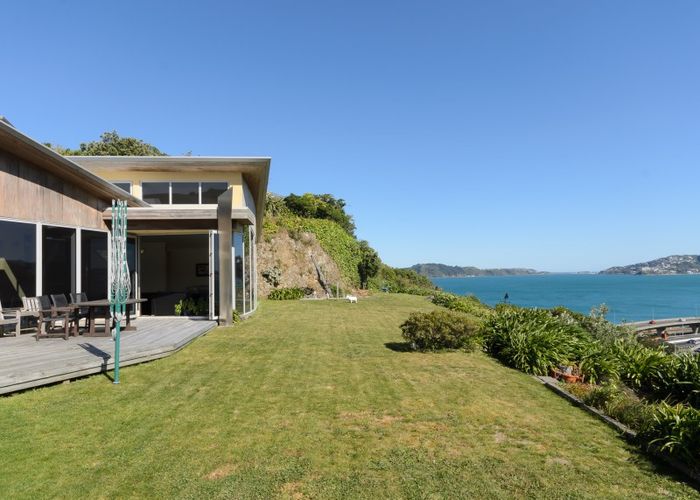 at 7 Malvern Road, Ngauranga, Wellington