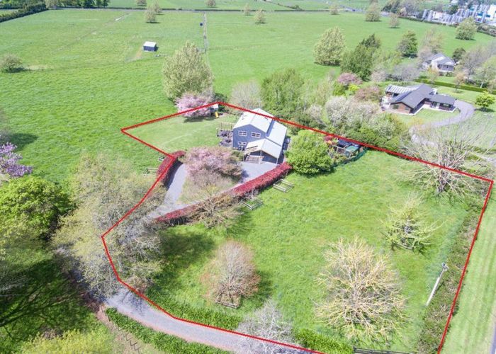  at 1/62 Bruntwood Road, Pukemoremore, Hamilton