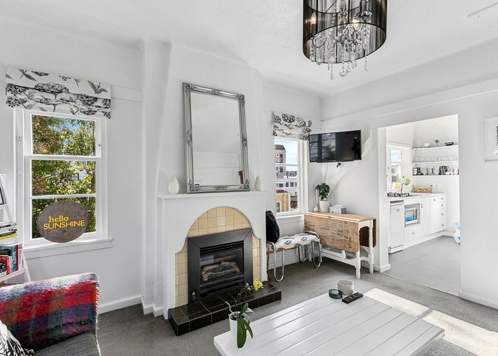  at 8/4 Oak Park Avenue, Te Aro, Wellington