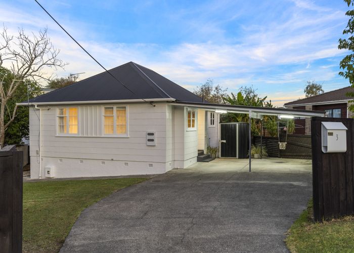  at 3 Woodside Avenue, Northcote, Auckland